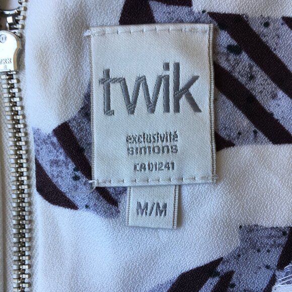 TWIK SIMONS White Multi Color Tiger Print Zip Back Short Sleeve Shirt Top - Picture 2 of 10